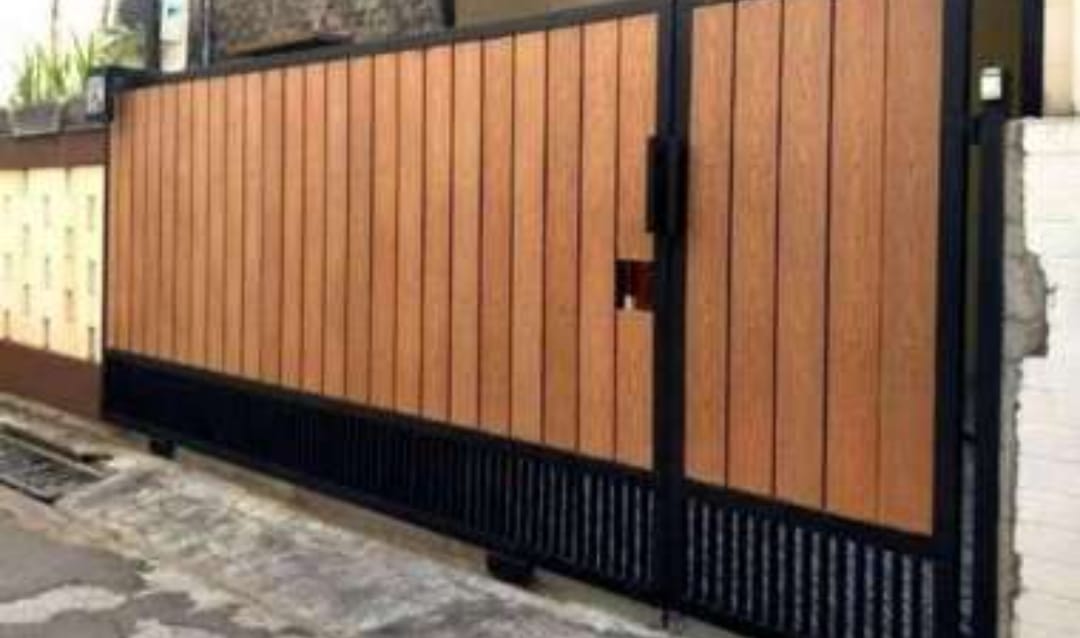 PINTU PAGAR